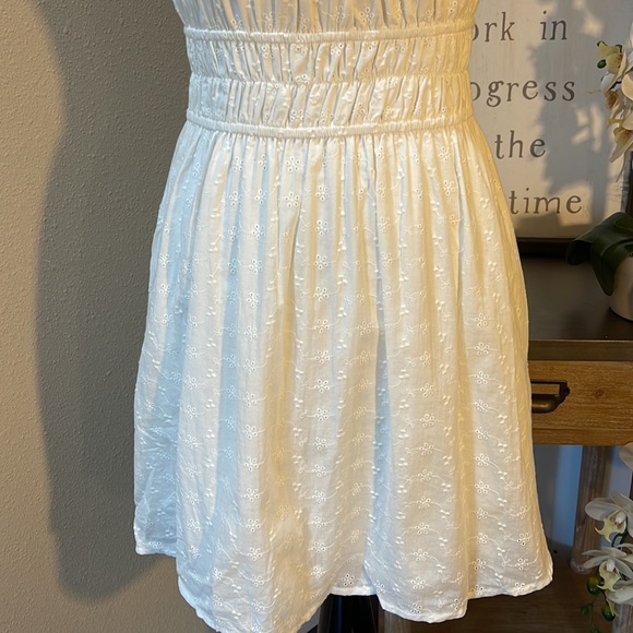 Eyelet sun dress sz:S.  TRN3 - Picture 3 of 7